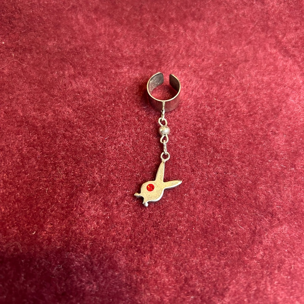 DEADSTOCK VTG PLAYBOY BUNNY EAR CUFF